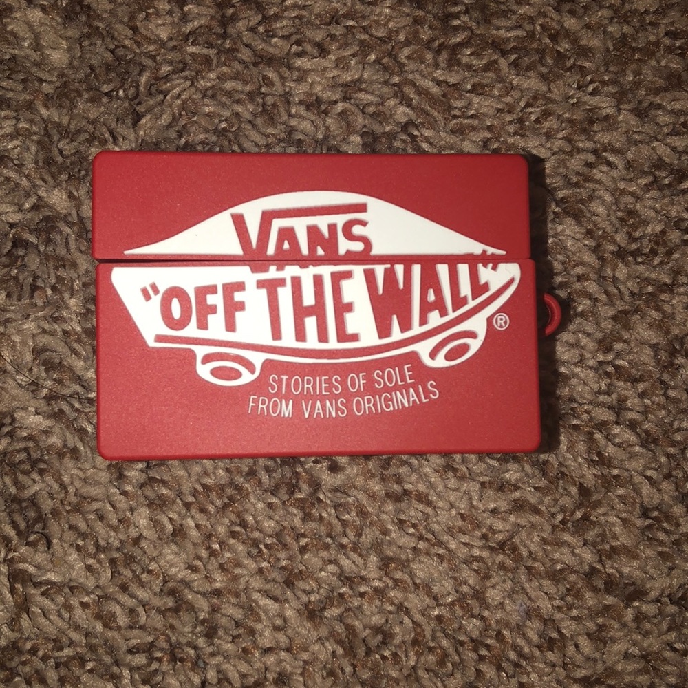 Vans AirPods Pro case❤️🤍